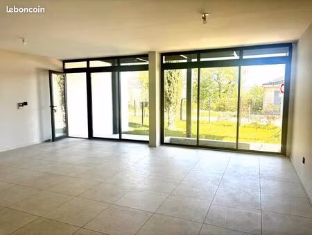 appartement 3 pièces 93 m²