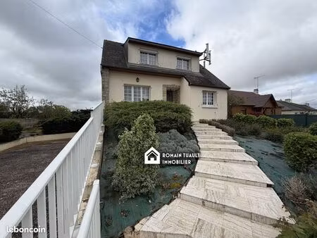 maison 6 pièces 121 m²