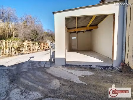 parking/box 1 pièce 38 m²