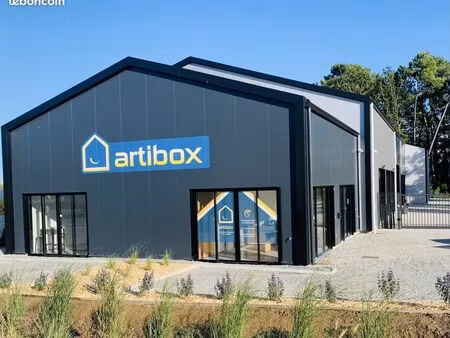 box de stockage / garde meubles