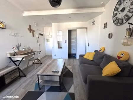 studio 2 pièces 25 m²