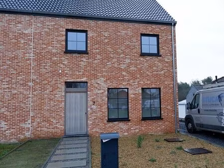 maison à louer à zelem € 1.150 (jz2xx) - imanex | zimmo