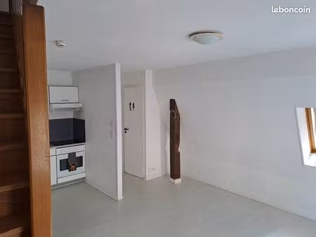 t2 en duplex de 37 m² – centre-ville bourges  proche place cujas