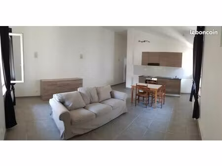 t2 meublé 55 m²– hyper-centre pamiers – rénové