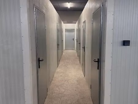 box de stockage / garde meuble / box à louer