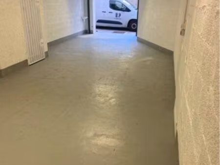 garage/entrepôt/local 13008 carré d’or