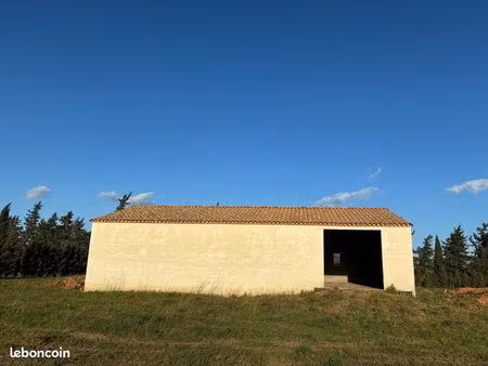 hangar 180m² + terrain à bellegarde