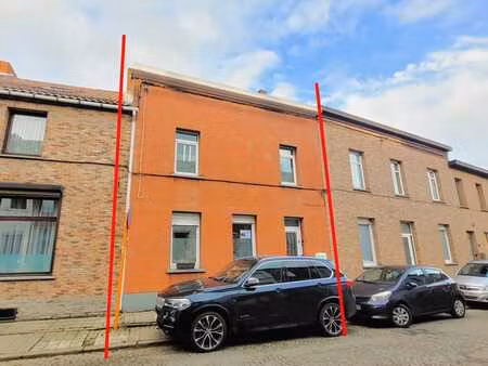 maison familiale avec jardin  2 garages et peb c !