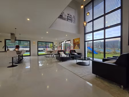 vente maison 6 pièces 235 m² reignier-ésery (74930)