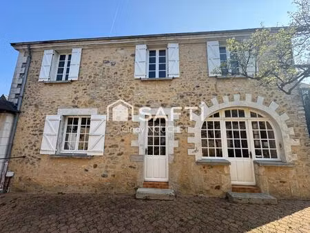 sublime maison en pierres.