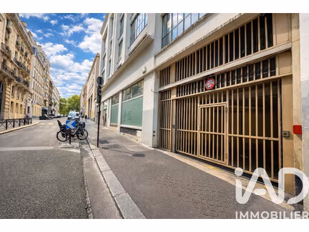 vente parking undefined m²
