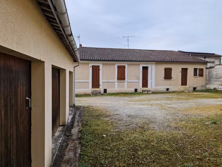 maison à vendre à ruelle-sur-touvre (16600) - charente