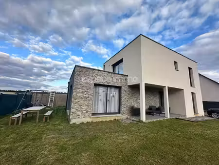 maison individuelle contemporaine - 131m² - vivable de plain pied - 5 pieces - saint jean 