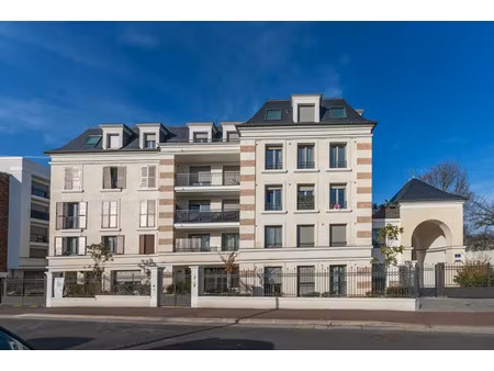 vente appartement 3 pièces 64 m² à clamart (92140)  450 000 €