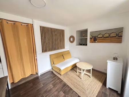 studio 26 m2 entièrement rénové