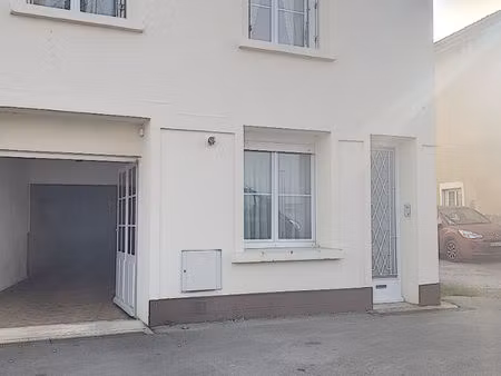 maison à vendre centre-ville de fontenay-le-comte - exclusivite nestenn - 3 chambres