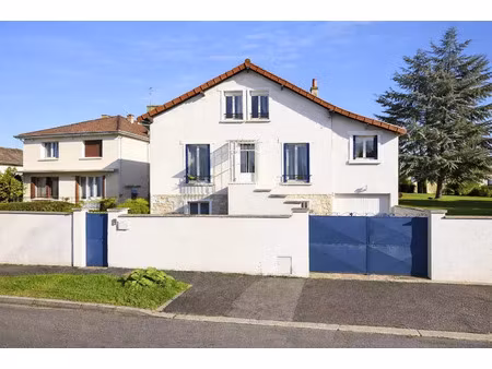 vente maison 6 pièces 121 m² montry (77450)