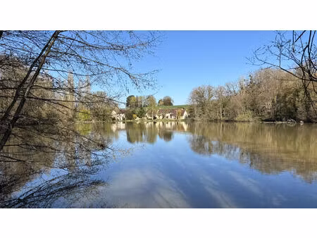 environnement exceptionnel pour cette propriété sans voisin proche