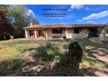 sur 3.5 hectares de terrain  maison plain-pied t4 de 88 m2