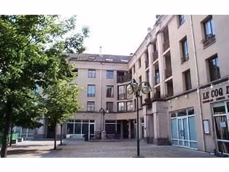 location appartement  51.84 m² t-2 à massy  943 €