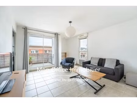 référence : 6140-dvi - appartement 2 pièces  proche des allées provençales avec balcon et 