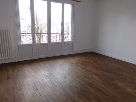 appartement 4 chambres à vendre à châteaudun - quartier liberté - martineaux