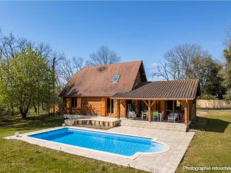 vallée de la dordogne  maison contemporaine 3 chambres  piscine chauffée au sel  terrain c