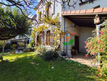 maison de caractère à fort potentiel 100 m2 & jardin clos