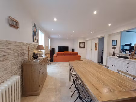 maison fontenay le fleury 6 pièce(s) 130 m2