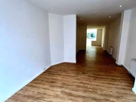 local commercial à louer  ixelles (42)