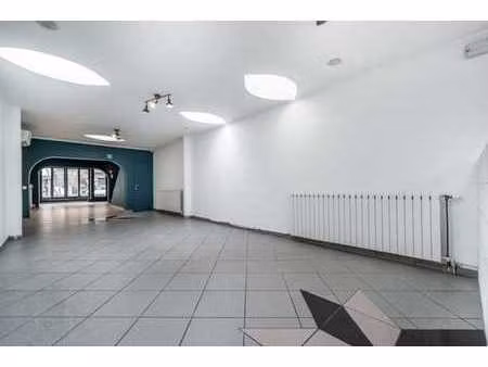 immeuble commercial avec possibilité de location-achat