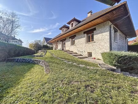 maison de luxe à vendre dans le quartier les fins