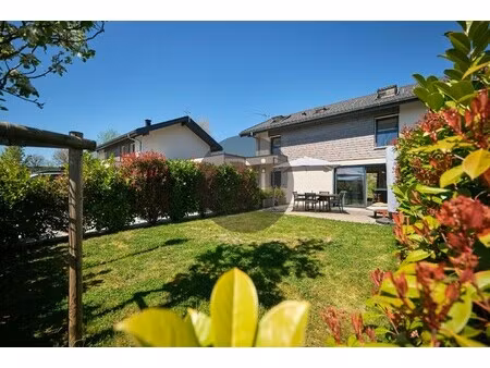 maison de luxe à vendre à villaz