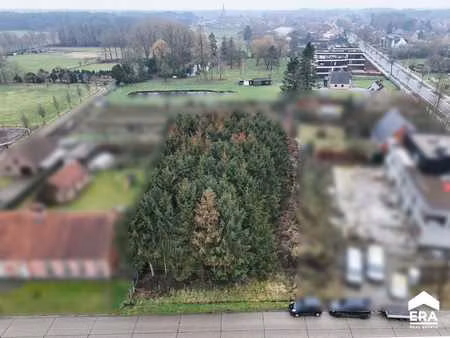 grand terrain au calme à lille