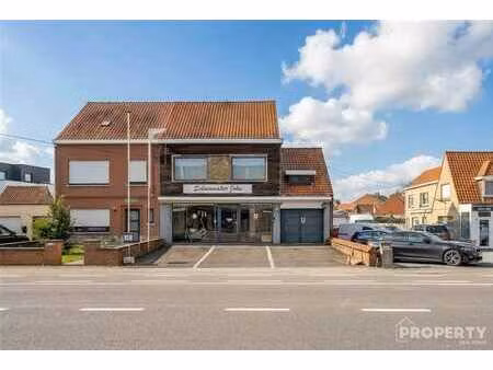 commerce avec appartement