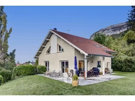 maison de luxe à vendre à archamps