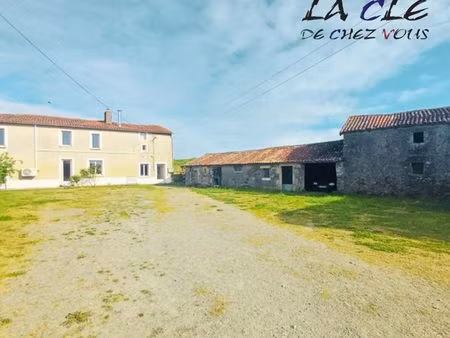 maison 6 pièces 155 m²
