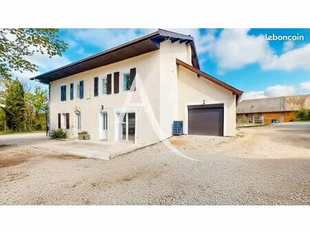 maison de village 4 pièces 125 m²
