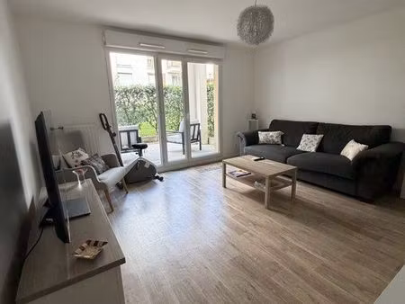 f3 avec terrasse – résidence sécurisée