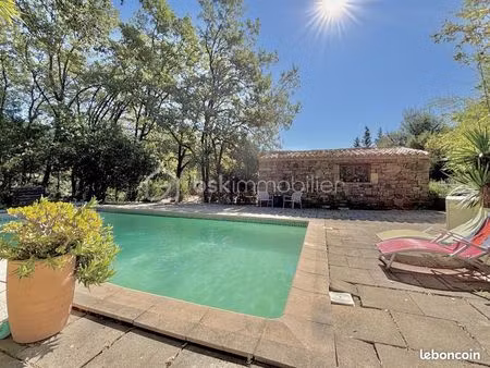 propriété 7 pièces 170 m²