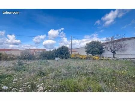 terrain 767 m² la laigne