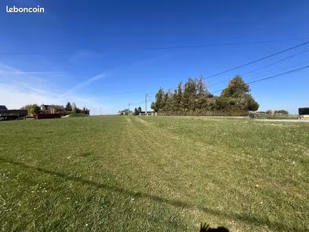 terrain 1 030 m² montgueux