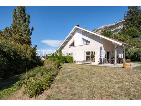 maison de luxe à vendre à archamps
