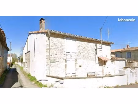 maison de village 4 pièces 85 m²