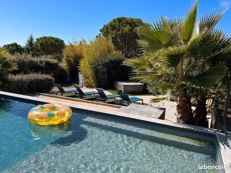 villa piscine spa tram 200m à louer 09/26 à 06/27