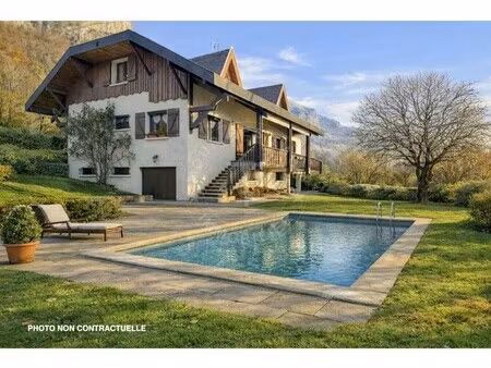 maison de luxe à vendre à veyrier-du-lac