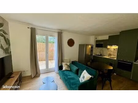 blagnac centre – t2 meublé rénové avec terrasse et parking