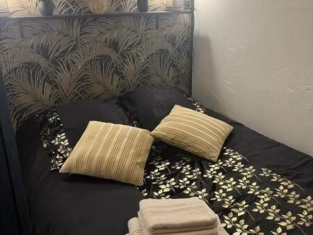 studio meublé à louer jusqu’à fin août