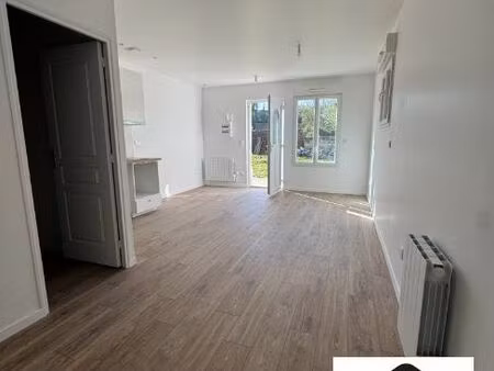 studio 1 pièce 30 m²