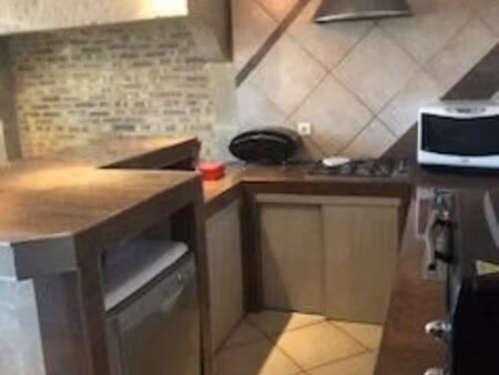 loue a saulx belle maison de village de 15om2